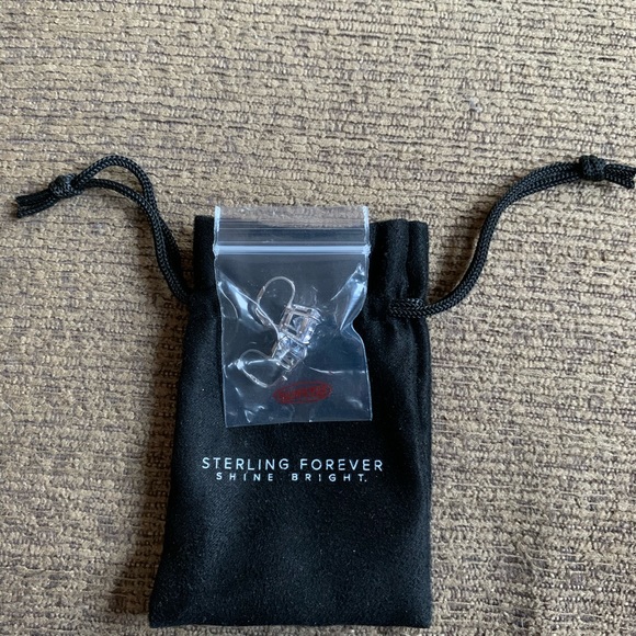 Sterling Forever- silver lever back earrings - Picture 3 of 4